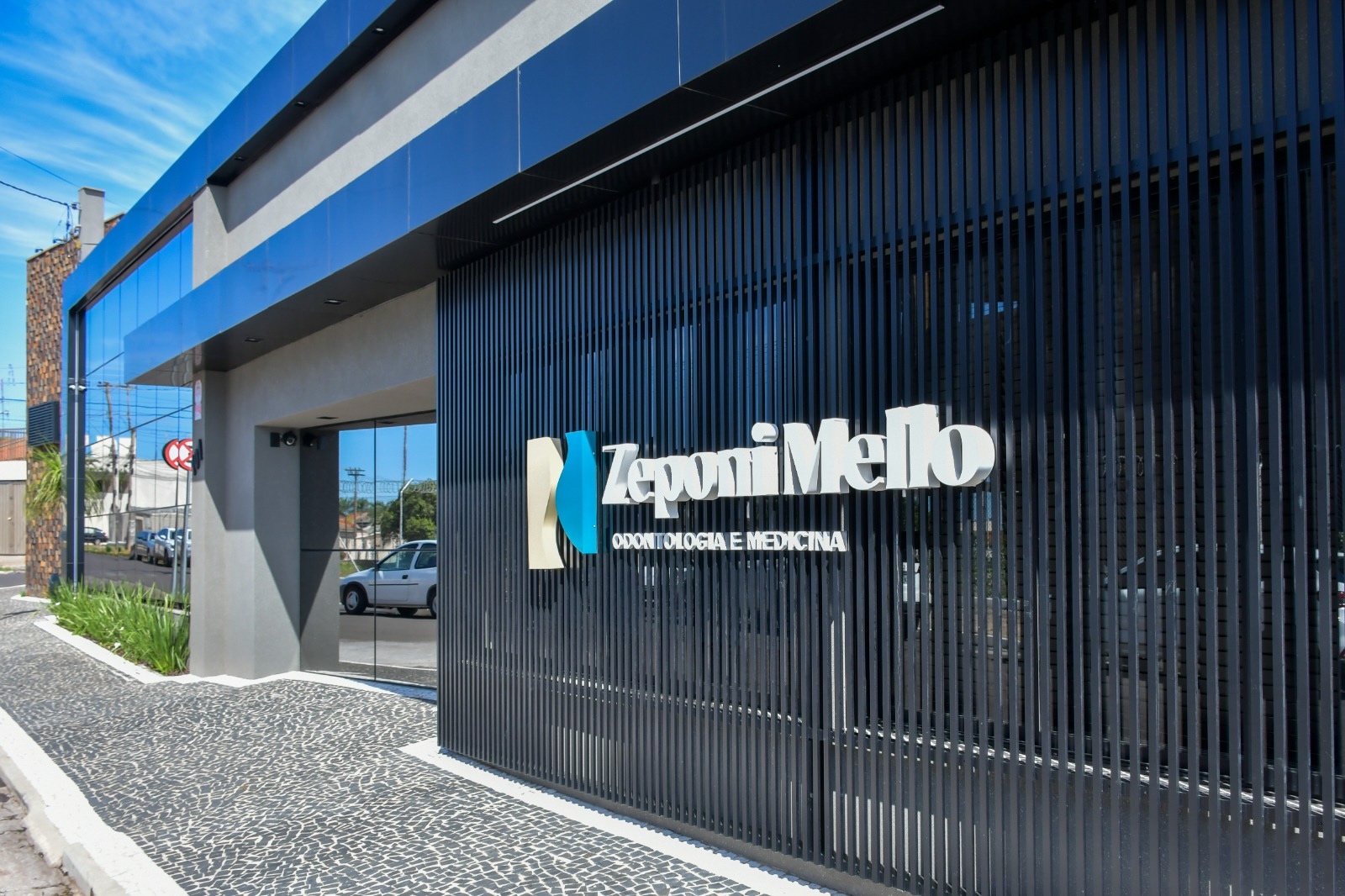 Fachada da Zeponi Mello Odontologia em Ibitinga